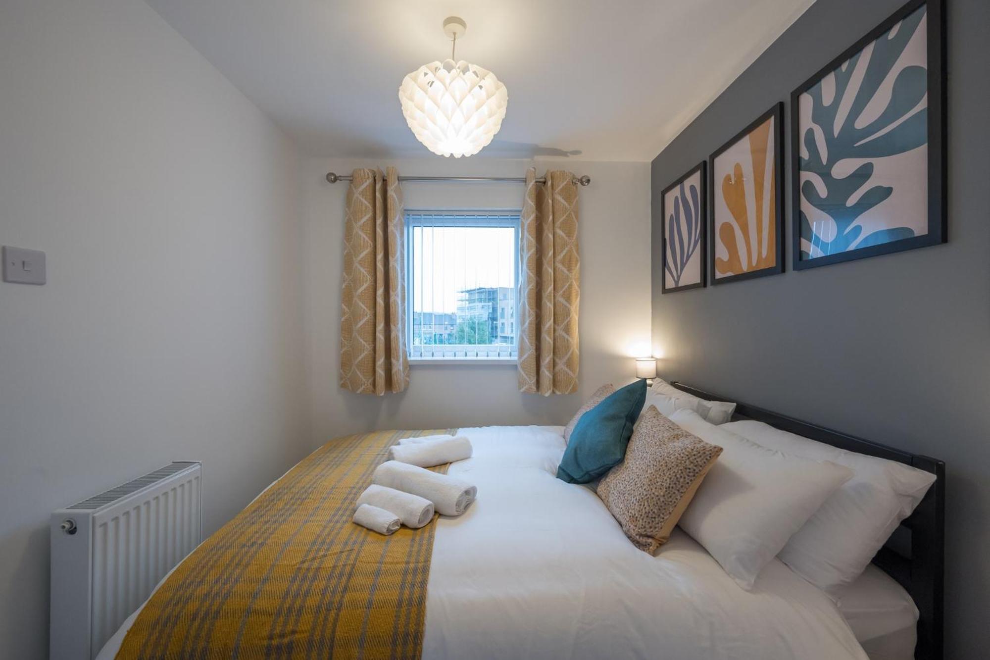 Staybynumbers - Belfast City Centre & Parking Экстерьер фото